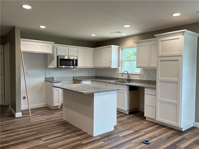 611 W Dryden St, Odessa, MO 64076 - photo 3