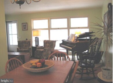 1807 Dunwoody Rd, Parkville, MD 21234 - photo 7