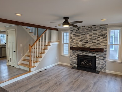 330 Wellman Ave, North Chelmsford, MA 01863 - photo 6