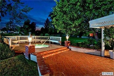 Built-In Spa with Ample Seating for Friends & Fami