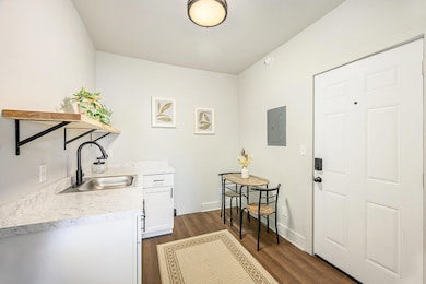 415 W Walnut St, Kalamazoo, MI 49007 - photo 5