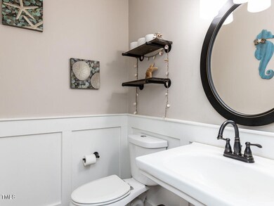 016-1280x960-half-bath