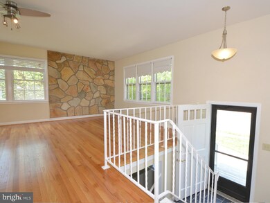 9507 Bonair Dr, Manassas, VA 20109 - photo 6