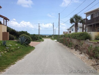 A block to the beach!