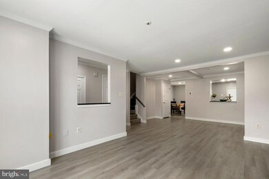 7842 Blue Gray Cir, Manassas, VA 20109 - photo 6