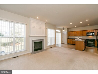 1869 Emerald Dr unit 122, Orefield, PA 18069 - photo 5