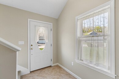 53 Virginia Dr unit 53, Rochdale, MA 01542 - photo 3