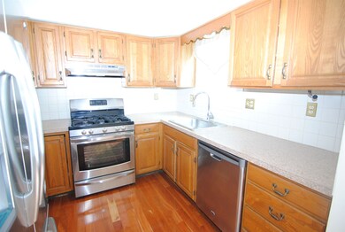 74 Stillwater Dr unit U129, Nashua, NH 03062 - photo 5
