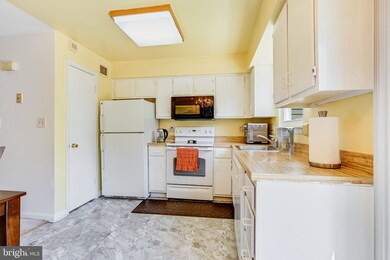 15356 Gunsmith Terrace, Woodbridge, VA 22191 - photo 4