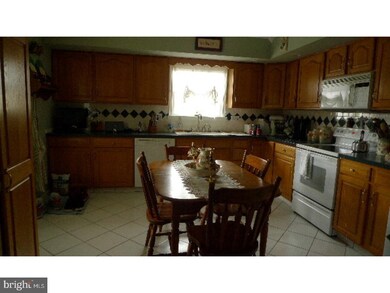 504 Beechwood Ave, Mar Lin, PA 17951 - photo 2