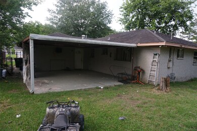 7626 Parker Rd, Houston, TX 77016 - photo 7