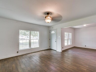 500 Sally Ln, Cleburne, TX 76033 - photo 4