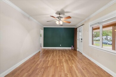 5390 48th Ave N, Saint Petersburg, FL 33709 - photo 7