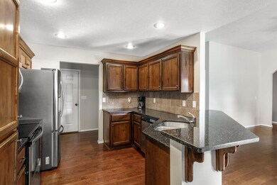 RE_1104Highview-7