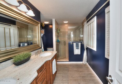 2418 Ormsby Cir W, Jacksonville, FL 32210 - photo 6