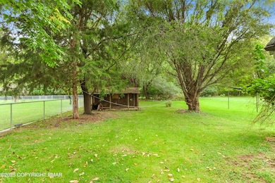 1927 Willow Park Rd, Bethlehem, PA 18020 - photo 2