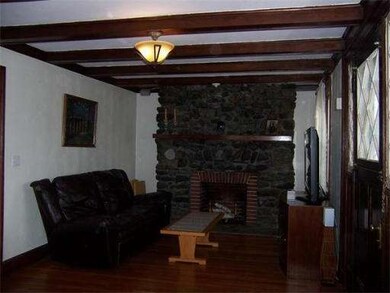 733 E Merrimack St, Lowell, MA 01852 - photo 4