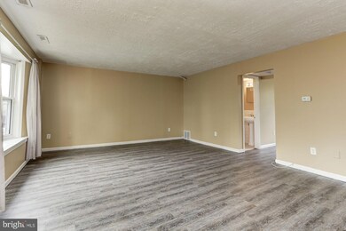 1925 Addison Rd S, District Heights, MD 20747 - photo 3