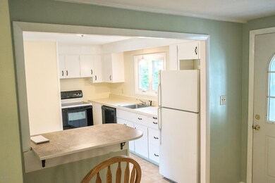 44 Greenridge Dr, Dalton, MA 01226 - photo 7