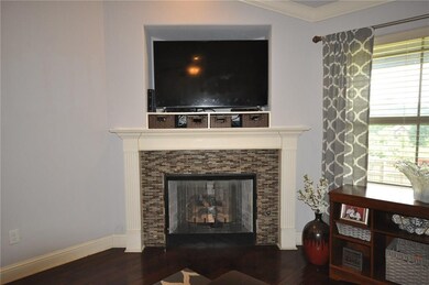 1560 Leesburg Ave, Springdale, AR 72764 - photo 4