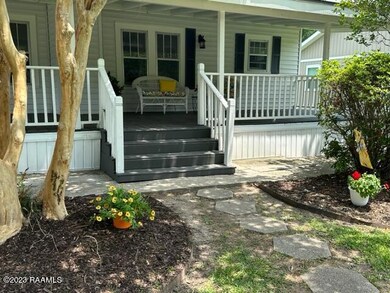 105 Southfork-Front porch (1)