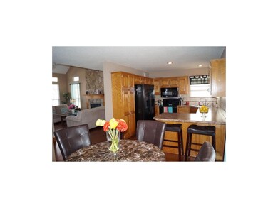 Newly updated, open bright and refreshing floor pl