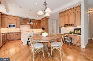 3139 N Abingdon St, Arlington, VA 22207 - photo 7