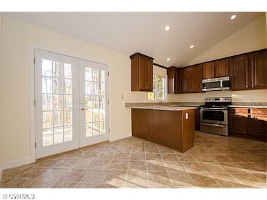 Breakfast Nook - Eat-in Kitchen with French Doors 