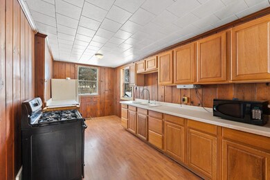 8563 E Belmont Dr, New Carlisle, IN 46552 - photo 4