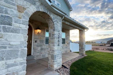 6_Front Porch 1