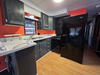 10511 Monroe Ct unit 96, Lake Wales, FL 33898 - photo 3