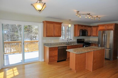 Eat In Kitchen