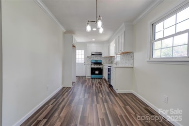 409 E Tennessee Ave, Bessemer City, NC 28016 - photo 6