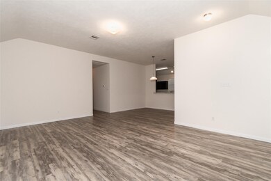 669 Fallow Ln, Alvin, TX 77511 - photo 4