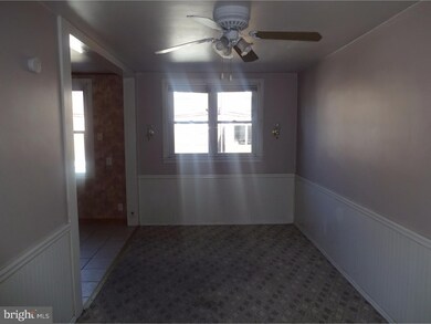 4303 Oakmont St, Philadelphia, PA 19136 - photo 4