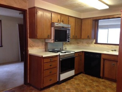 6255 Castle Terrace, Central Point, OR 97502 - photo 7