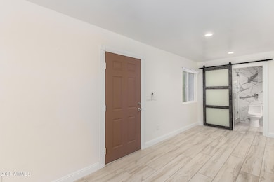 2056 W Dobbins Rd, Phoenix, AZ 85041 - photo 5