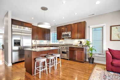 1738 N Campbell Ave, Chicago, IL 60647 - photo 2