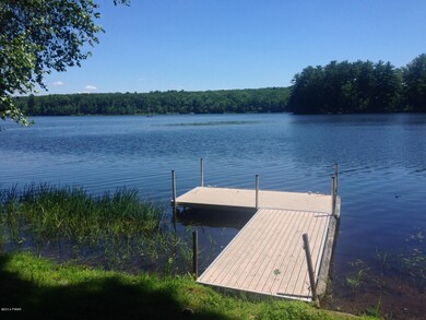 248 Fawn Lake Dr, Hawley, PA 18428 - photo 2