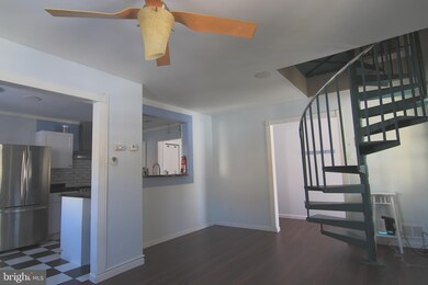 12152 Dove Cir, Laurel, MD 20708 - photo 6