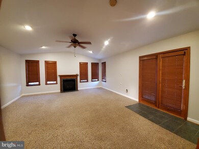 5915 Hanna Rd, Sykesville, MD 21784 - photo 6