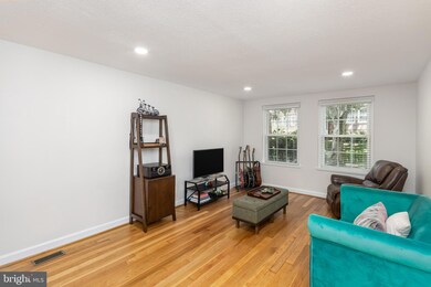 4608 31st Rd S unit A1, Arlington, VA 22206 - photo 2