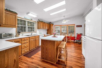 44 Murray Dr, Rochester, NH 03868 - photo 2