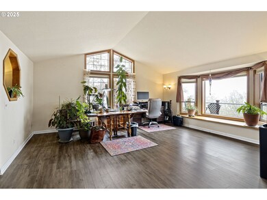 Living Room-Vaulted Ceilings