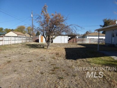 823 Rose St N, Twin Falls, ID 83301 - photo 5