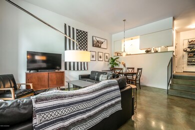 2745 Grinstead Drive-37