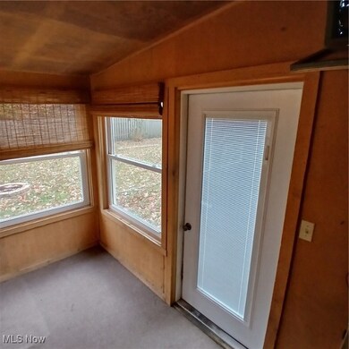 6218 Maxwell Dr, Madison, OH 44057 - photo 5