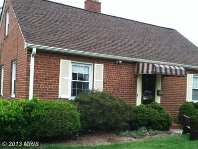 156 Moncure Dr, Alexandria, VA 22314 - photo 2