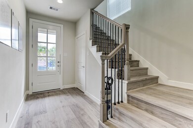 706 Louise St, Houston, TX 77009 - photo 4