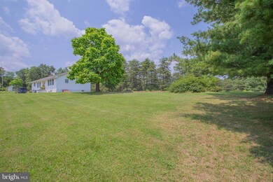 3125 Apple Harvest Dr, Hedgesville, WV 25427 - photo 4